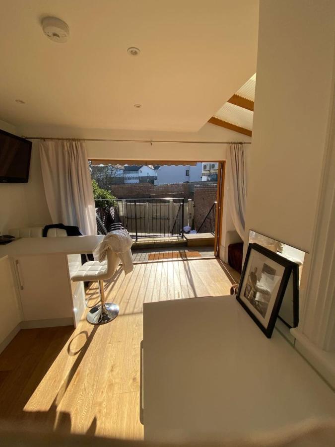 Luxury 2 Bed Apartment With Sw Facing Terrace London Exterior photo